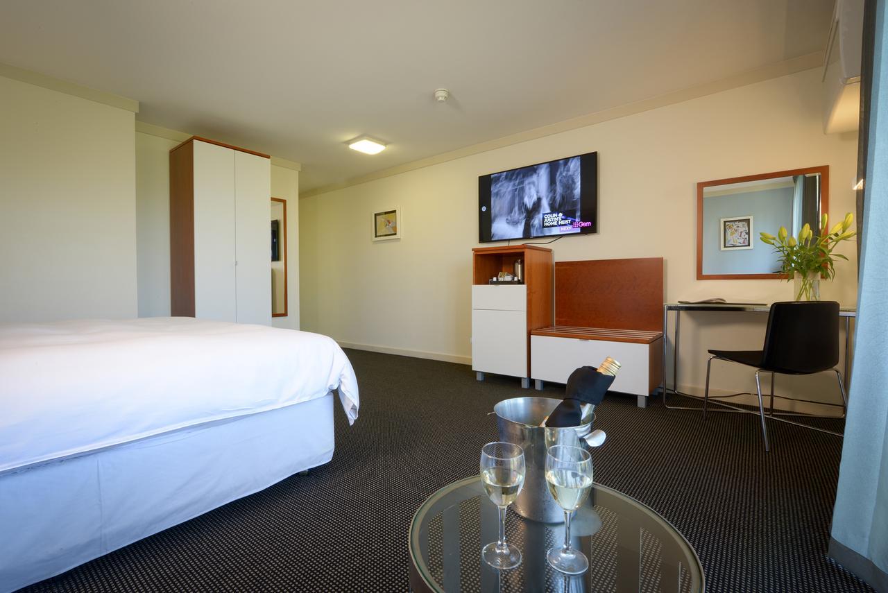 Sullivans Hotel Perth Exterior photo