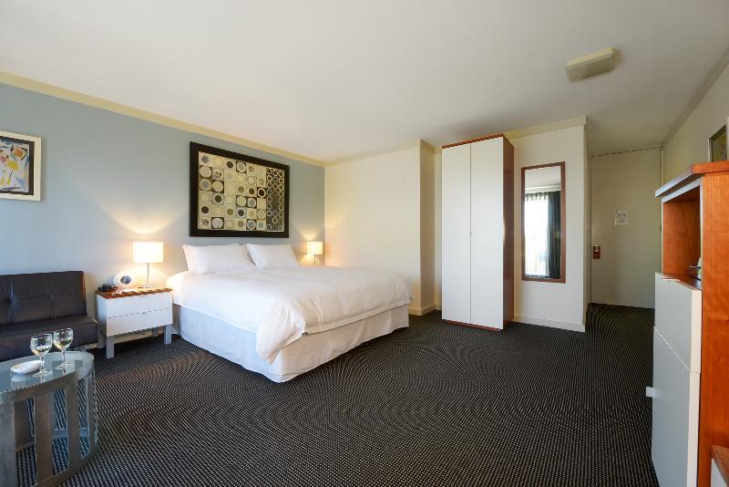 Sullivans Hotel Perth Exterior photo